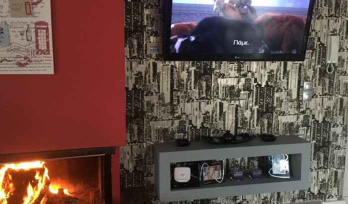 τοποθετηση ταπετσαριας και κατασεκυη επιπλου στον ωρωπο, topothetisi tapetsarias kai katataskeui epiplou ston oropo, topothetisi plakidion