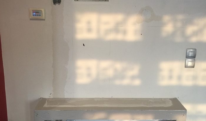 τοποθετηση ταπετσαριας και κατασεκυη επιπλου στον ωρωπο, topothetisi tapetsarias kai katataskeui epiplou ston oropo, topothetisi plakidion